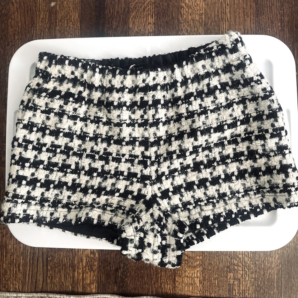 NWT ANINE BING Lyle Houndstooth Shorts Women's Size 8 - Picture 9 of 9